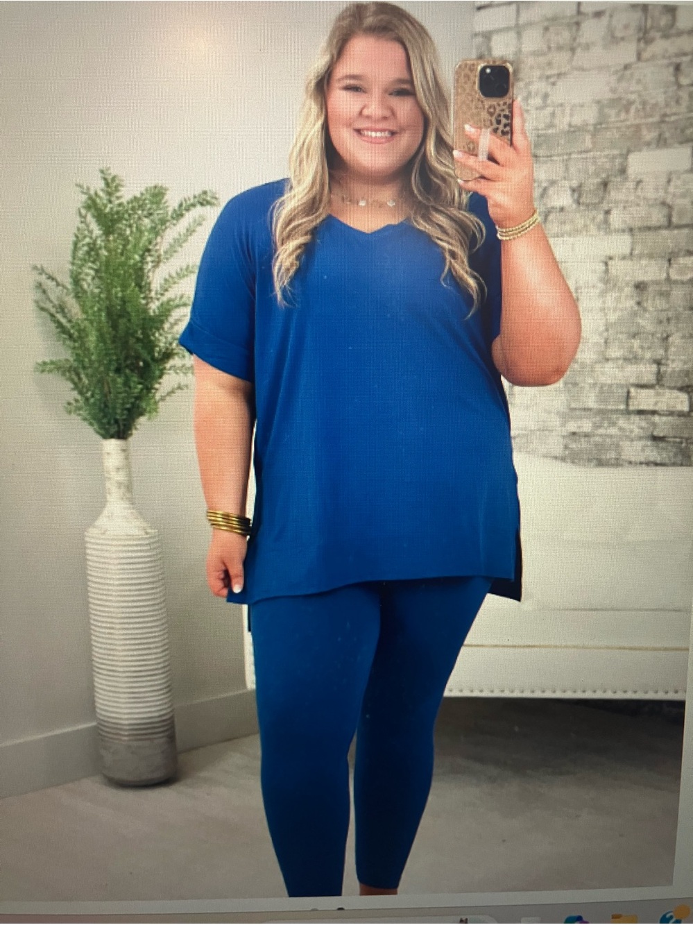 Zenana brushed microfiber V-Neck Tunic Top & matching cropped leggings